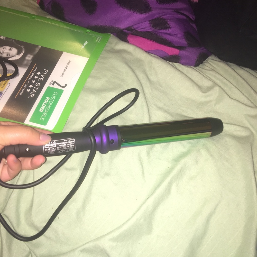 Bellami brand new curling iron