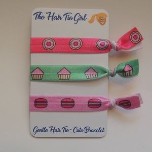 Donut, macaron and cupcake hair ties!