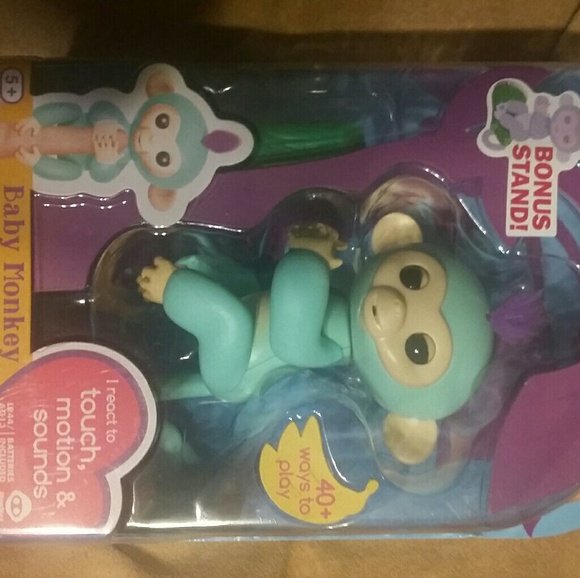 Fingerlings Zoe - Picture 2 of 3