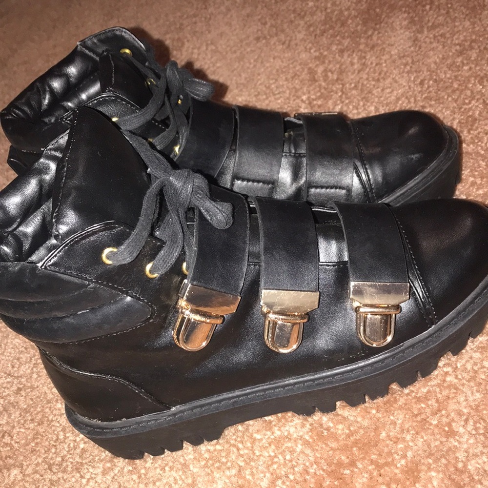 Black Dealer Boot