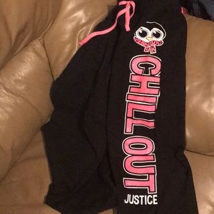 Girls sweatpants, good condition.
