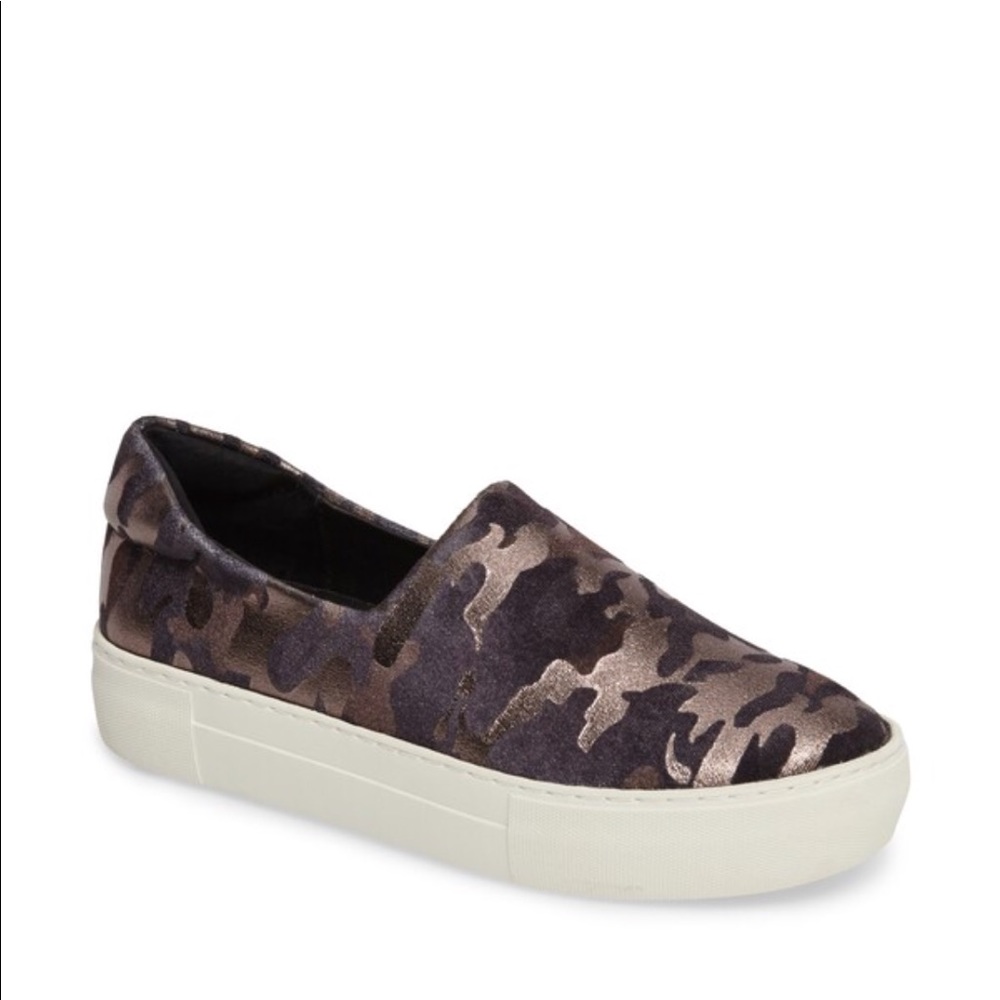 J/Slides Ariana Camo sneaker slip on