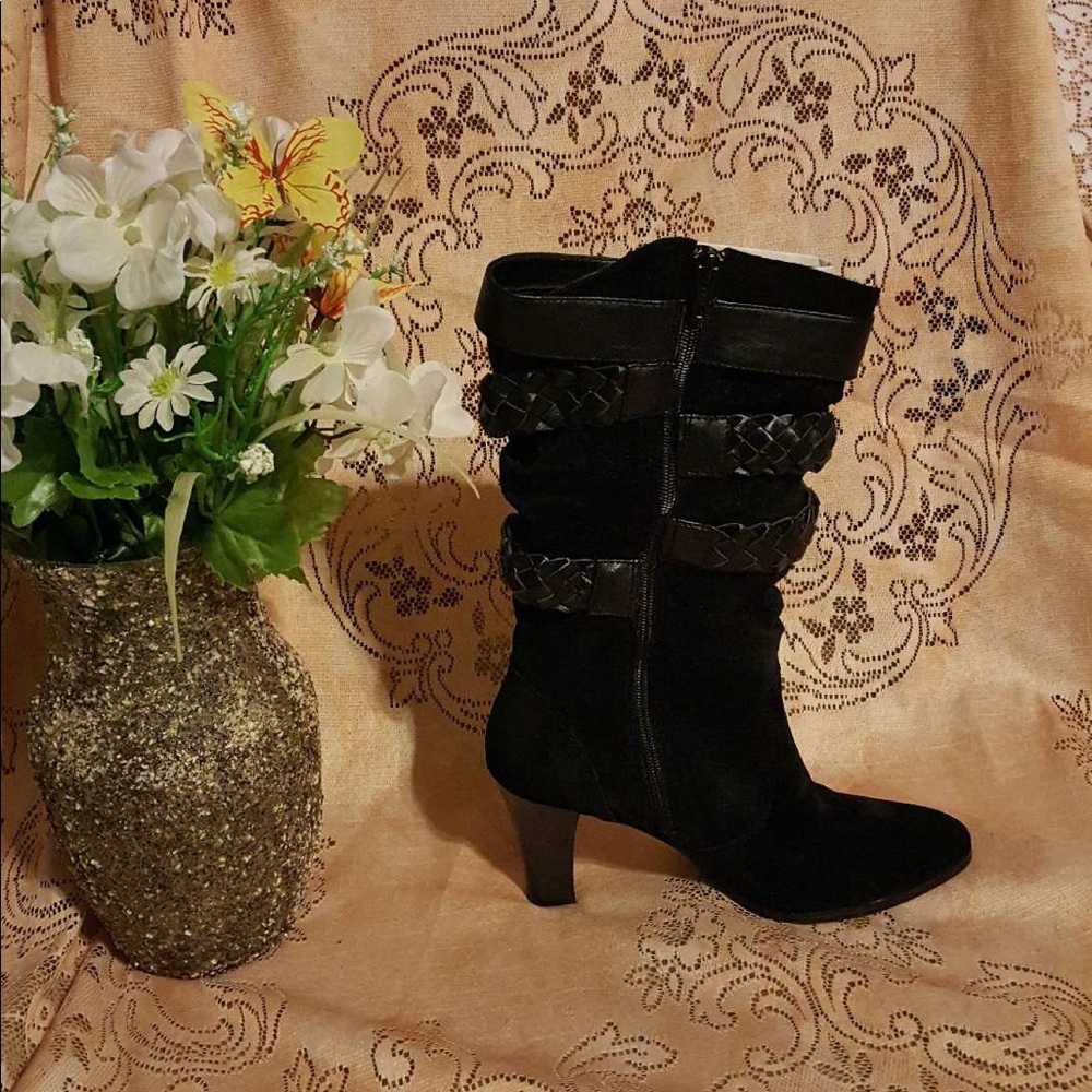 Black suede rope boots