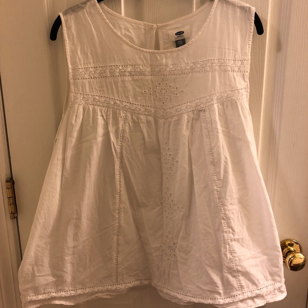 Size XXL white tank top