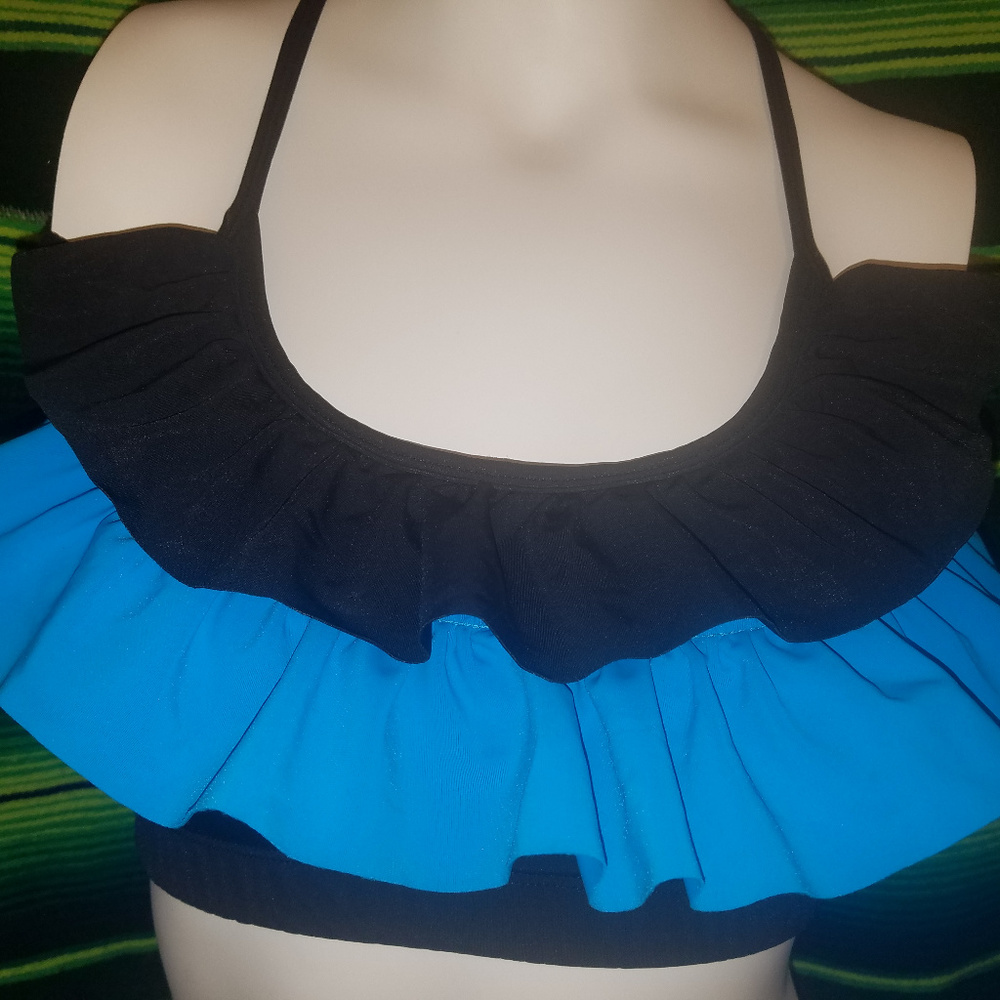Trendy Trends Black & Blue Ruffle Crop Top NWOT