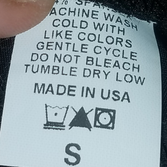 Trendy Trends Black & Blue Ruffle Crop Top NWOT - Picture 4 of 5