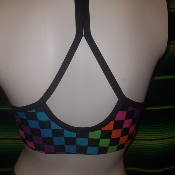 Trendy Trends Rainbow Checker Print Crop Top NWOT - Picture 2 of 5