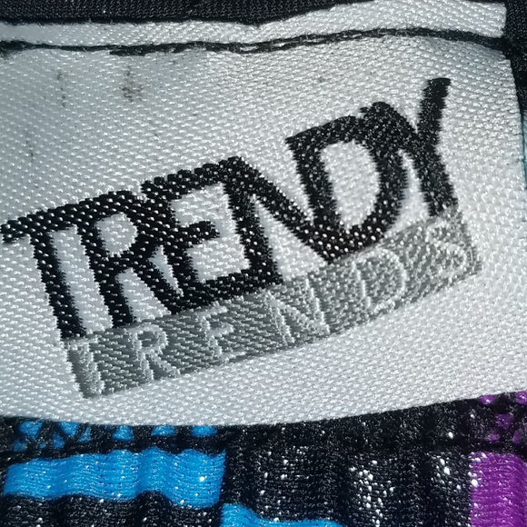 Trendy Trends Rainbow Checker Print Crop Top NWOT - Picture 3 of 5