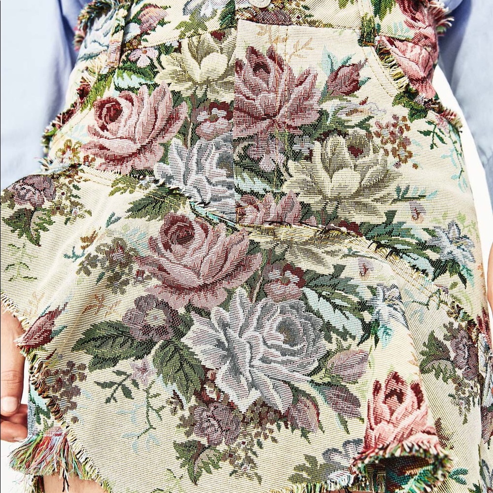 Sold Zara Floral Jacquard Mini Frill Frayed Skirt - Picture 4 of 8