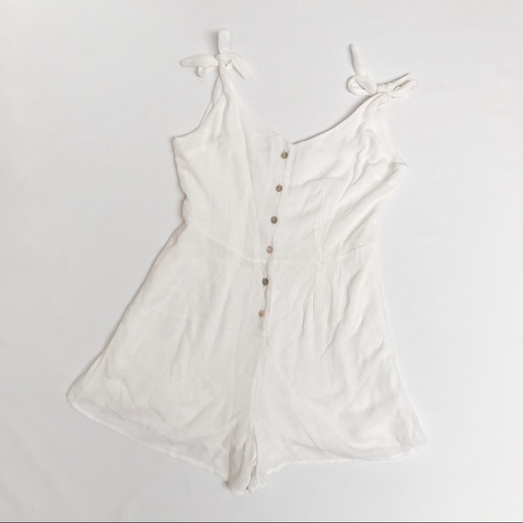 ❌SOLD❌Kimchi Blue Gauzy Button-Front Romper - Picture 4 of 8