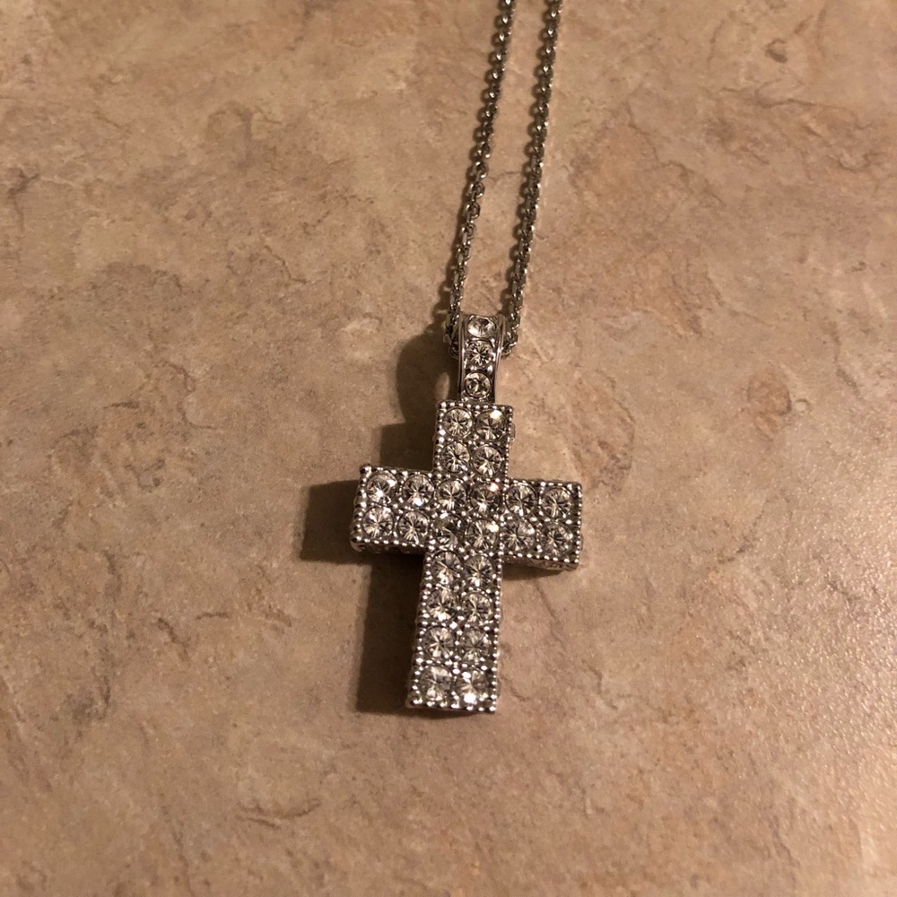 Swarovski pendent necklace