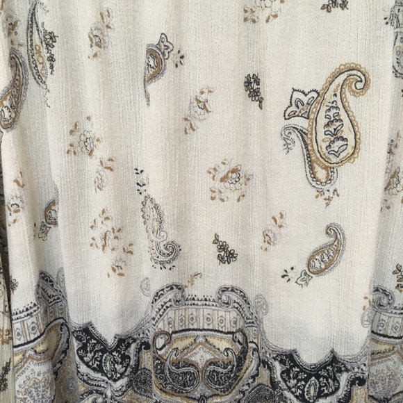 Urban Outfitters Paisley Off The Shoulder Shirt - Picture 3 of 3