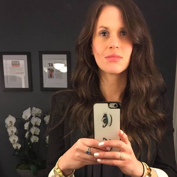 Meet your Posher, Gillian - Picture 1 of 1