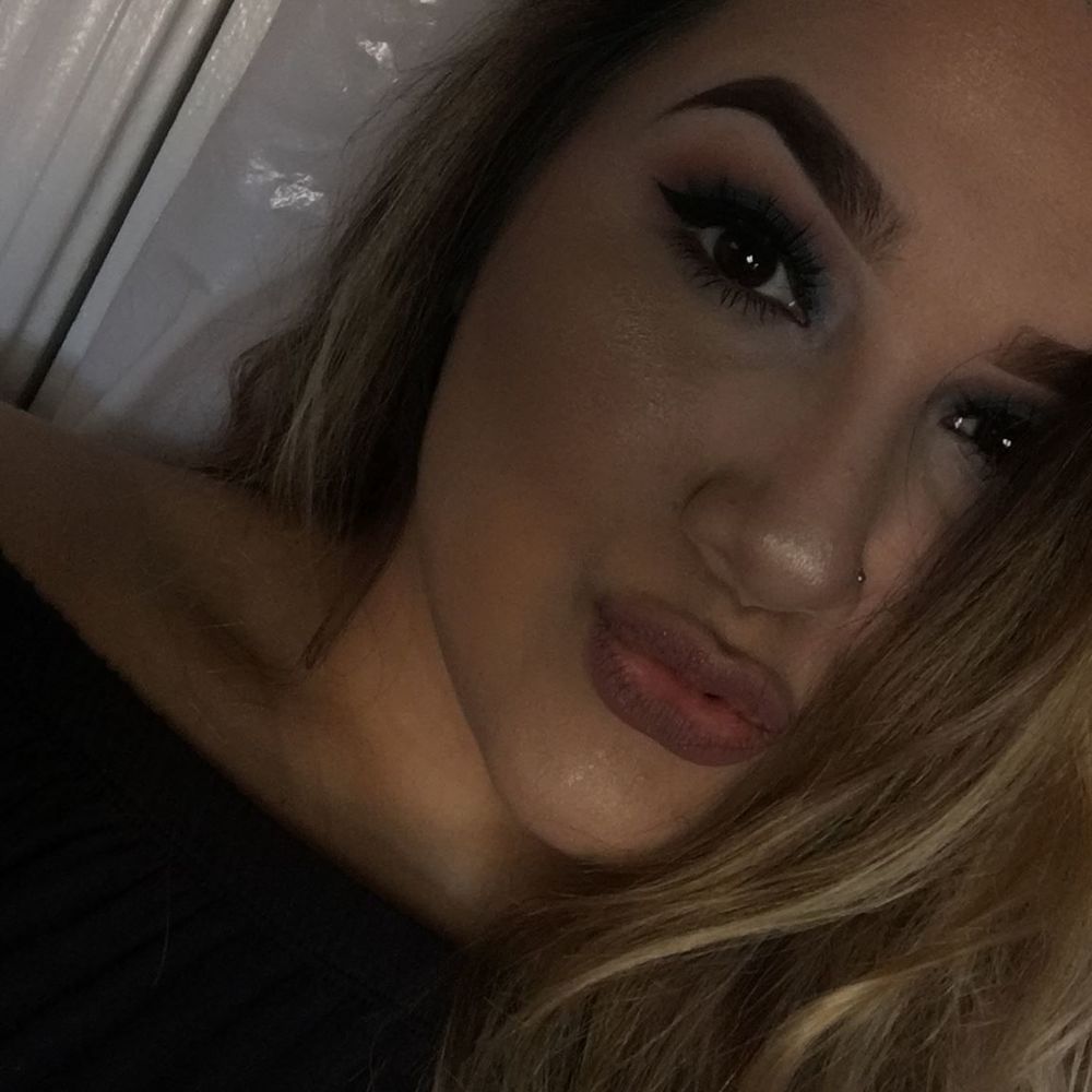 Meet your Posher, Catalina