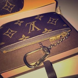 ✨Authentic LV Coin Pouch✨