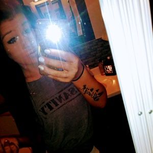 Meet your Posher, Alisha