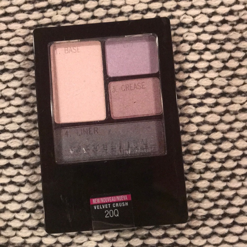 Maybelline Velvet Crush Eyeshadow