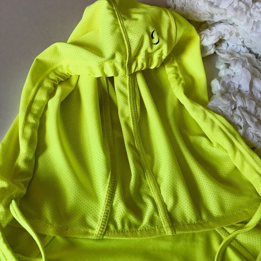 Athletic Pull-over (Plus) - Picture 6 of 7