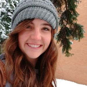 Meet your Posher, Emily