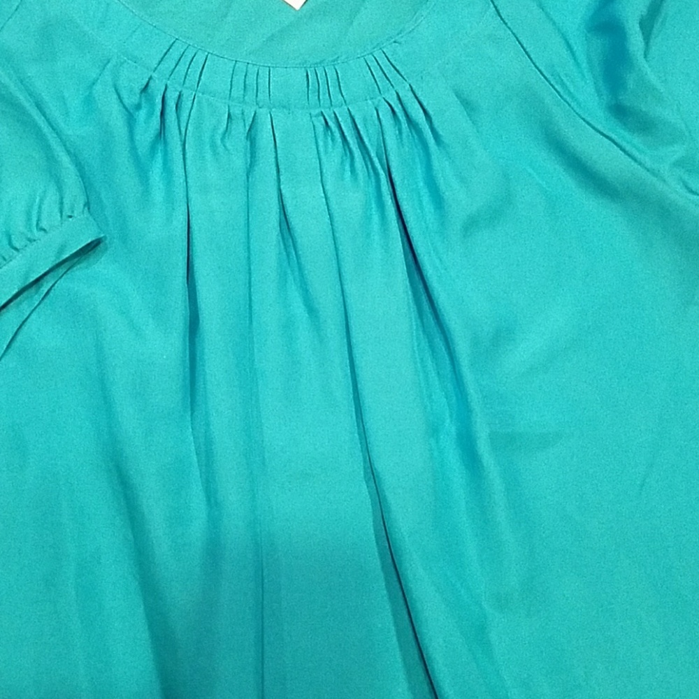 Express Silk Blouse - Picture 3 of 8