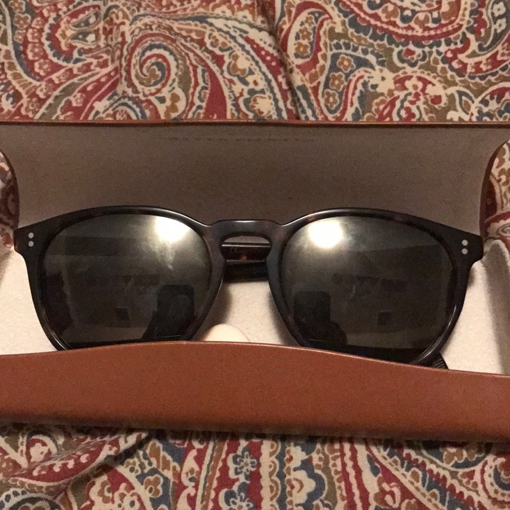 Oliver peoples sunglasses!