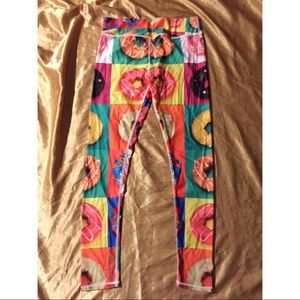 Donut leggings.