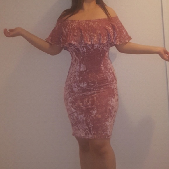 Pink Velvet Dress NWOT ONE SIZE LEFT - Picture 4 of 6
