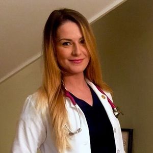 Meet your Posher, Monika