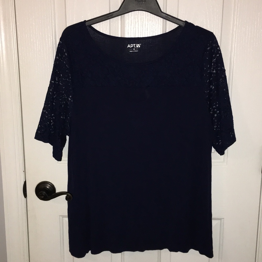 Navy tee
