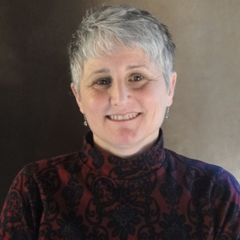 Meet your Posher, Julie