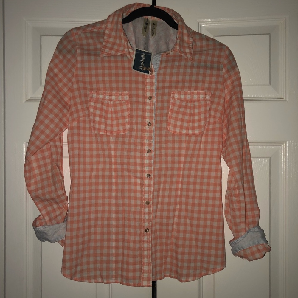 🍑Peach and baby blue plaid button up