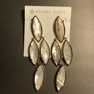 Kendra Scott Arminta earring