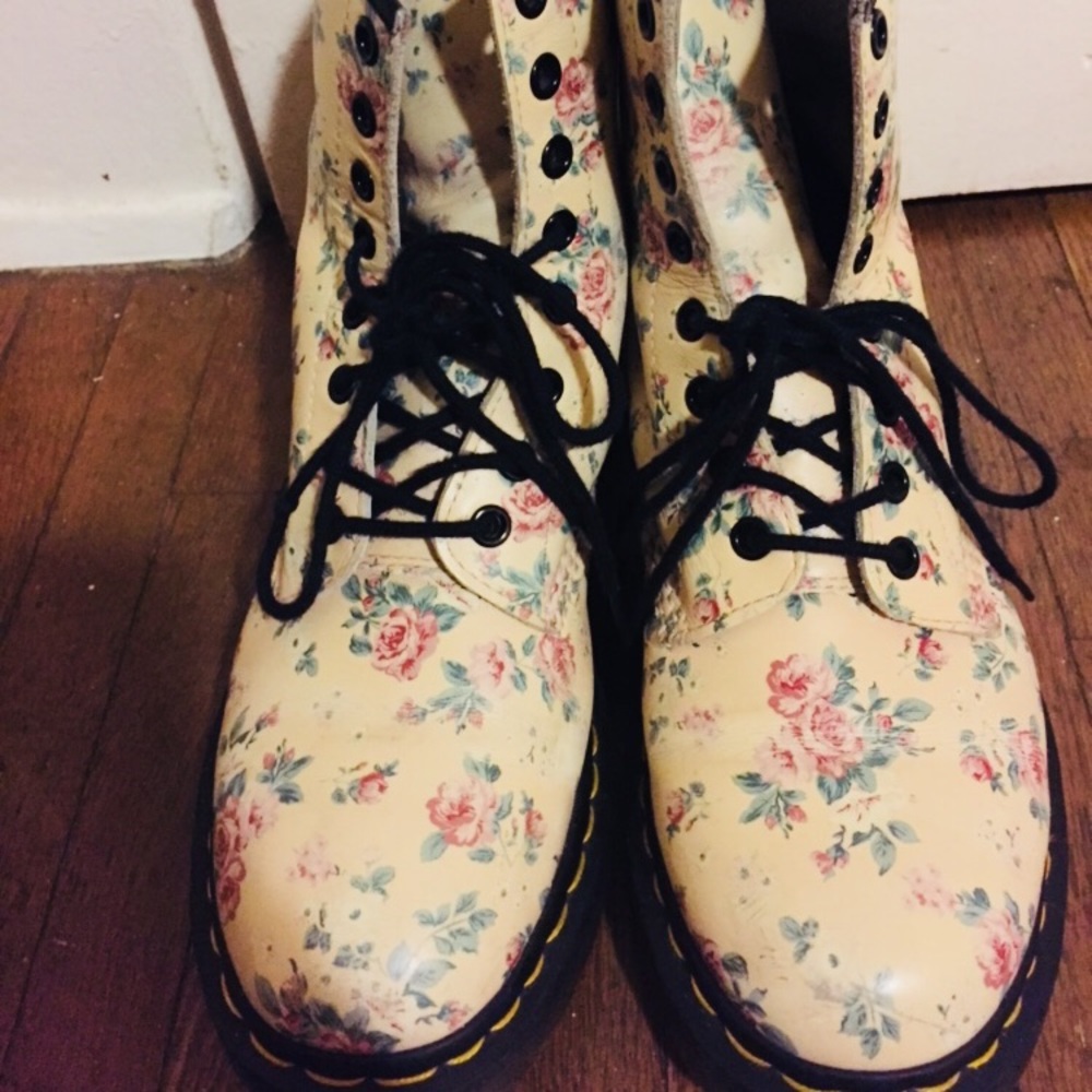 Authentic Dr. Martens - Flower