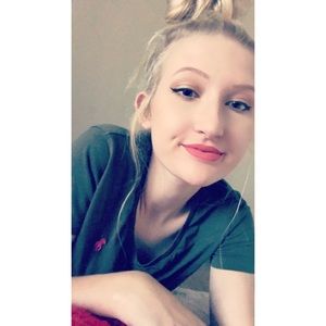 Meet your Posher, Shelby