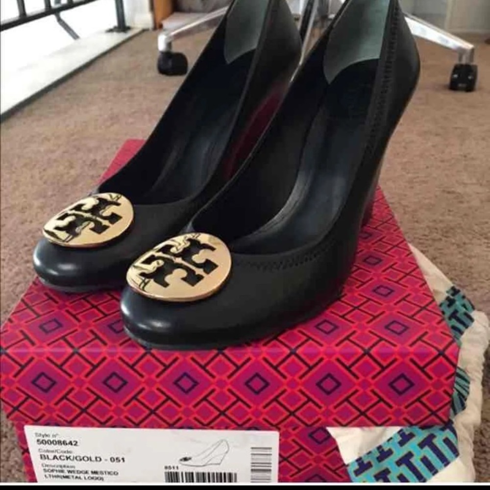 Tory Burch Sophie Wedge - Black and Gold