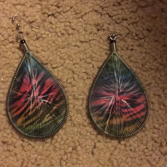 Multi colored Zebra earrings - Picture 3 of 3