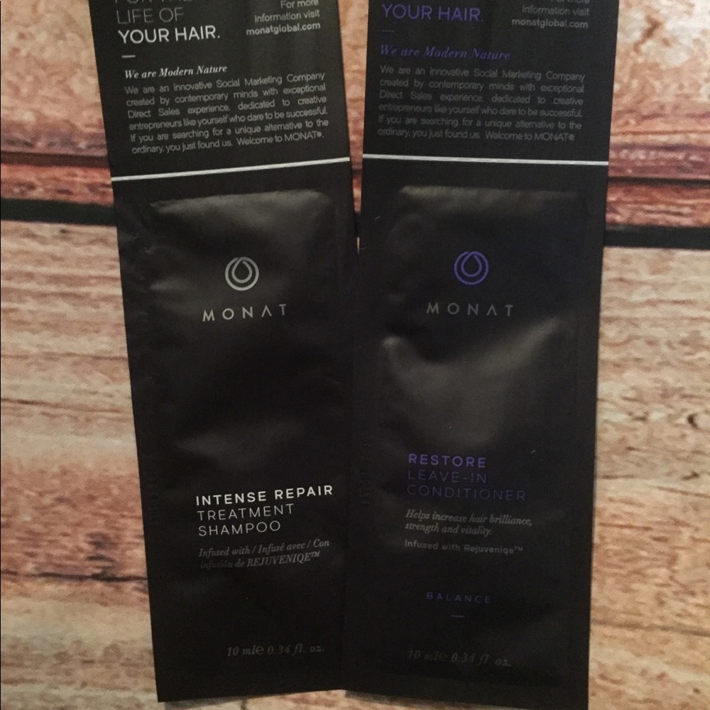 Monat Sample Combo