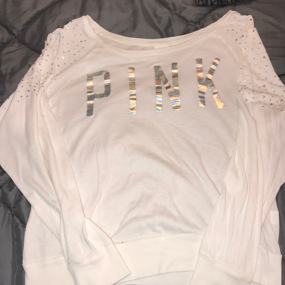 White long sleeve shirt