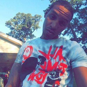 Meet your Posher, Deandre