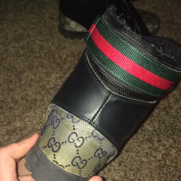 Gucci boots. - Picture 2 of 4