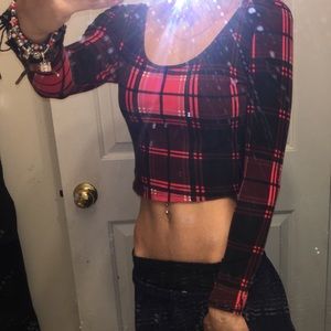 red plaid long sleeve crop top