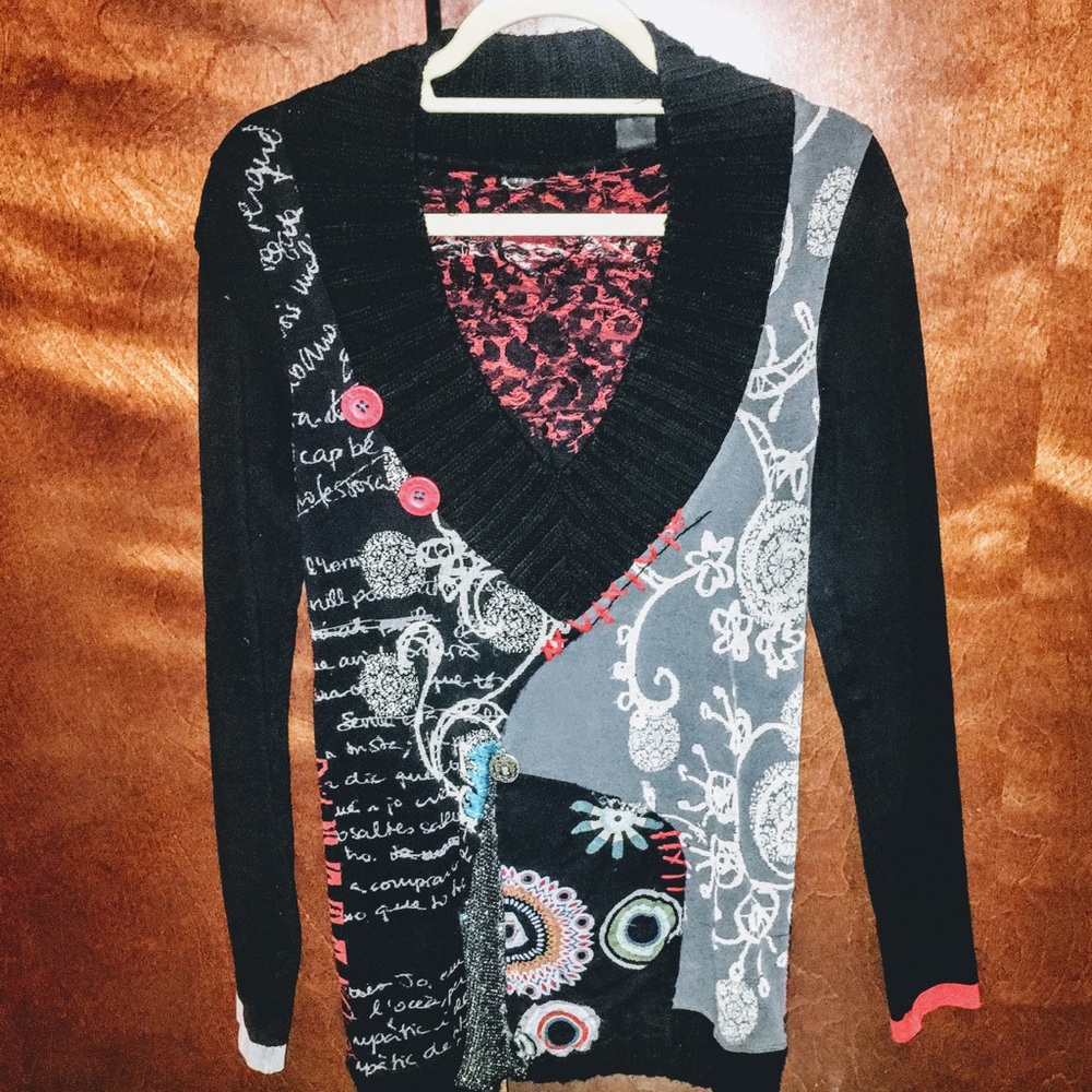 Desigual colorful top