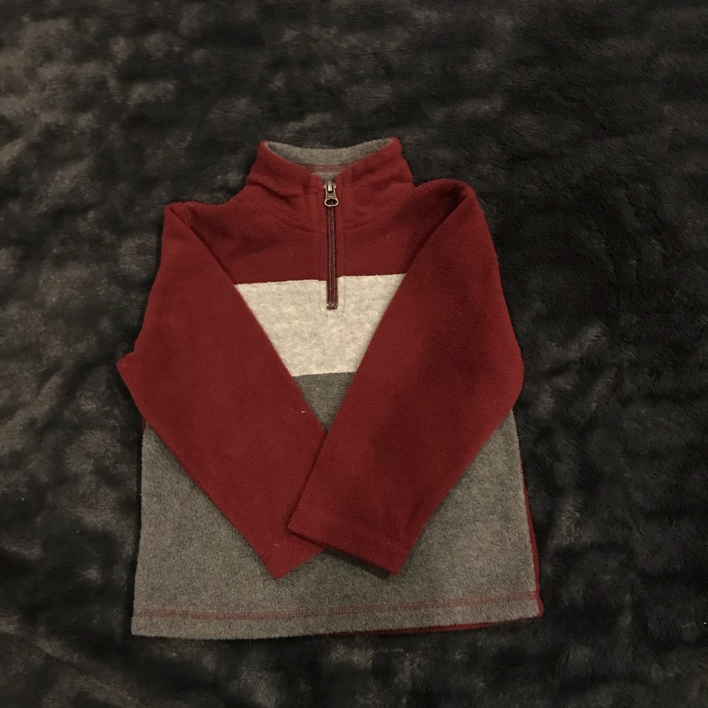 Maroon sweater 1/4 zip