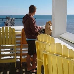 Meet your Posher, Dixie