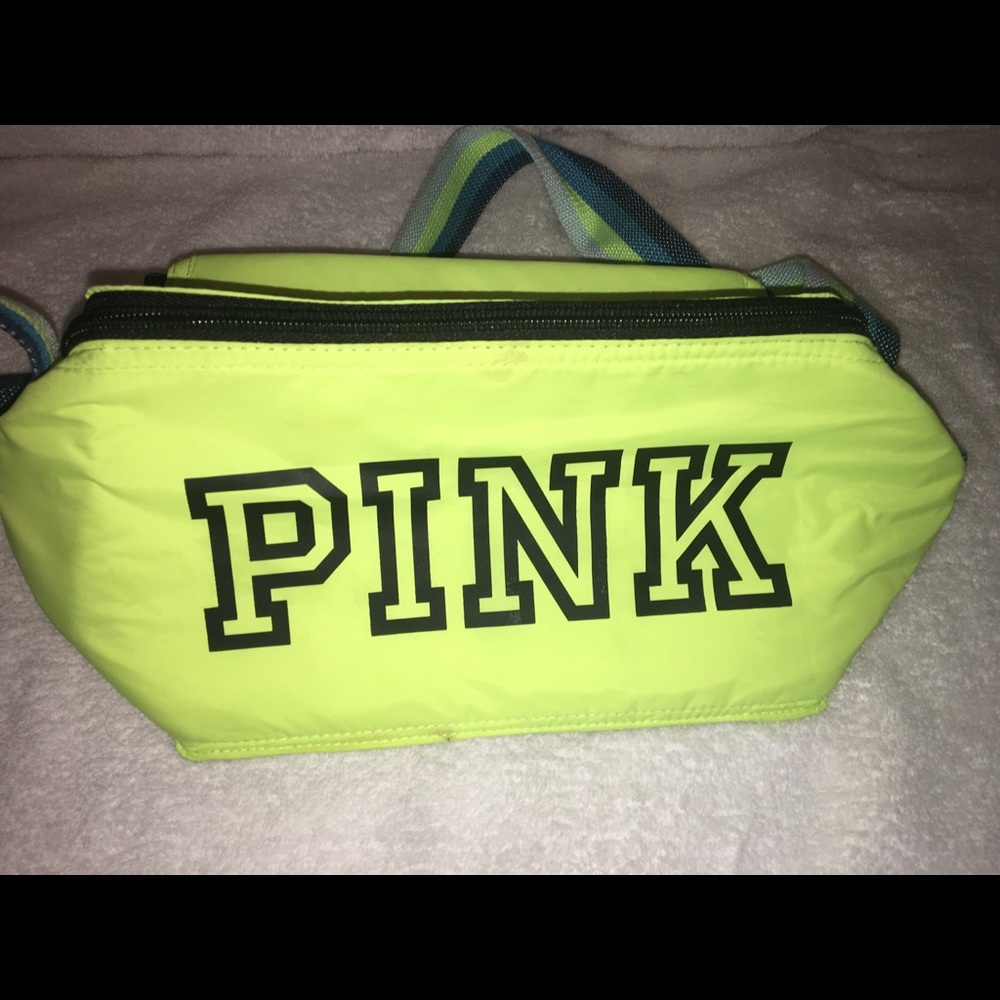 Victoria secrets ( PINK ) lunchbox