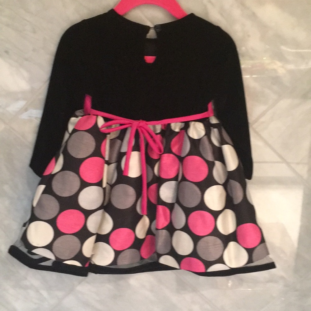 Baby Girl’s cute dress - Picture 2 of 3
