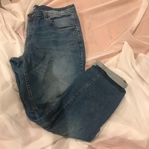 BDG boyfriend jeans