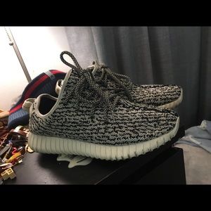 YEEZY boots 350 turtle dove