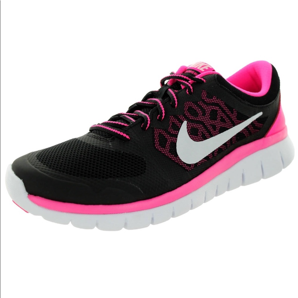 REDUCED Girls 4.5 Nike tennis shoes