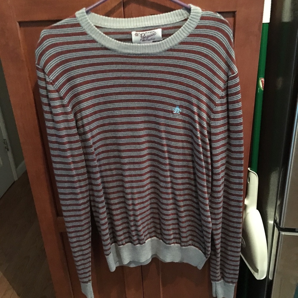 Men’s size Large penguin brand grey sweater